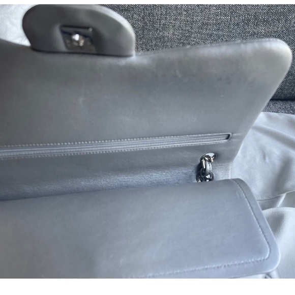 Chanel Silver Large Lambskin Flap Shoulder Bag- 100% Authentic & Rare - Picture 8 of 14